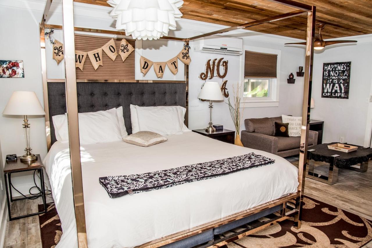 Front Beach Cottages 오션스프링스 외부 사진